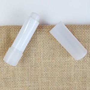 Гигиеническая помада JOLI без SPF с логотипом (фростированный корпус)